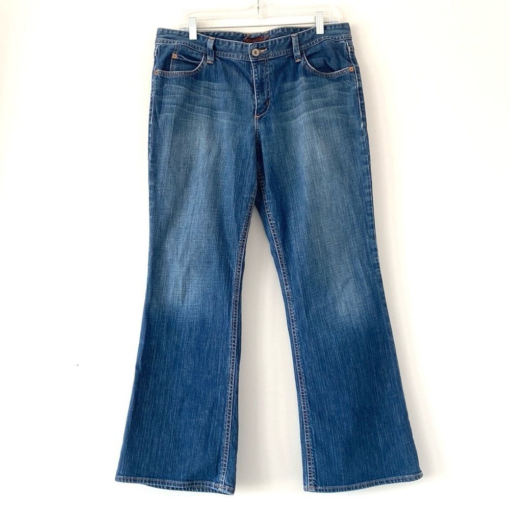 Eddie Bauer Blue Bootcut Jean Floral Embroidered Pockets 34 W Boho Western